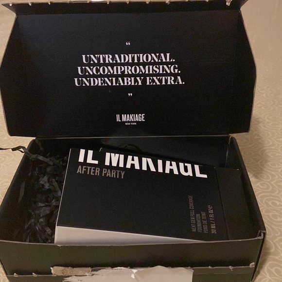 foundation and concealer - Picture 3 of 6